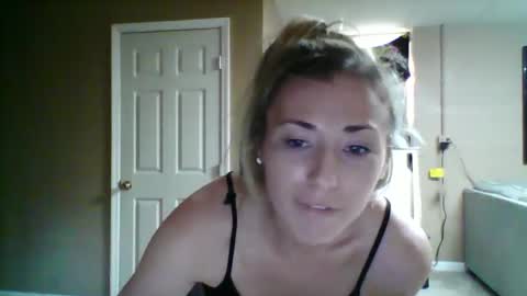 Snapshot of bubblesxxx615xxx601 chatting on 04-19-26, 01:10 bubbles online show from 04-19-26, 01:10