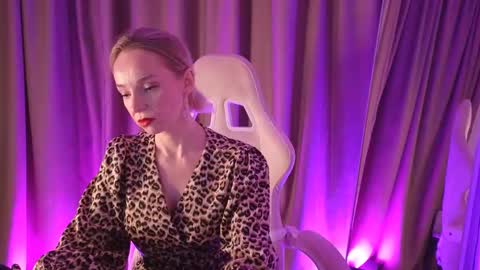 Snapshot of bubbling_crush chatting on 02-17-25, 02:20 bubbling_crush online show from 02-17-25, 02:20