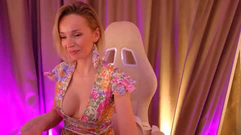 Snapshot of bubbling_crush chatting on 02-21-25, 08:38 bubbling_crush online show from 02-21-25, 08:38