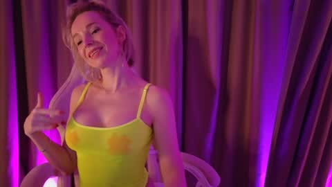 Snapshot of bubbling_crush chatting on 02-23-25, 01:35 bubbling_crush online show from 02-23-25, 01:35