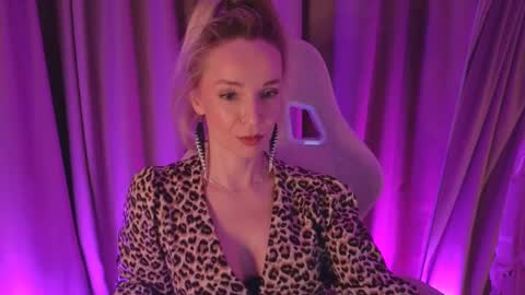 Snapshot of bubbling_crush chatting on 02-28-25, 05:48 bubbling_crush online show from 02-28-25, 05:48