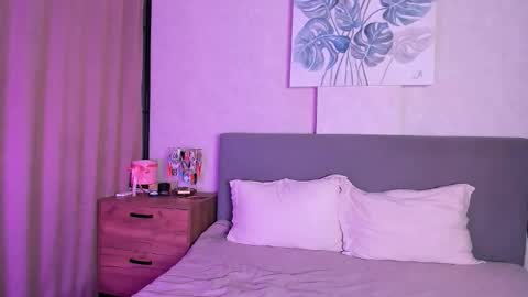 Snapshot of bubbling_crush chatting on 09-23-25, 10:35 bubbling_crush online show from 09-23-25, 10:35