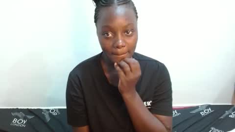 Snapshot of bubbly_ass30 chatting on 11-14-25, 07:56 bubbly_ass30 online show from 11-14-25, 07:56