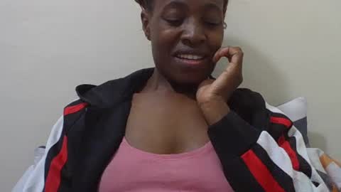 Snapshot of bubbly_jocyce chatting on 07-19-26, 12:47 talisha online show from 07-19-26, 12:47