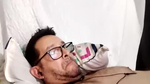 Snapshot of buchs32 chatting on 11-26-25, 04:46 buchs32 online show from 11-26-25, 04:46