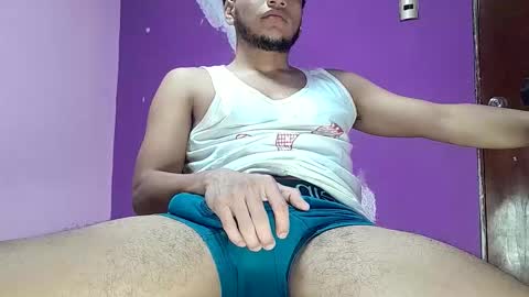 Snapshot of buckbigdick chatting on 09-27-25, 12:04 buckbigdick online show from 09-27-25, 12:04