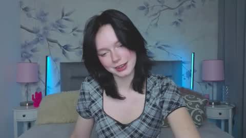 Leona online show from 03-16-26, 10:03