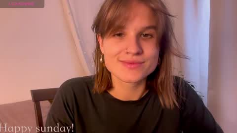 Snapshot of buckwheat_queen chatting on 04-26-26, 06:38 Mira online show from 04-26-26, 06:38
