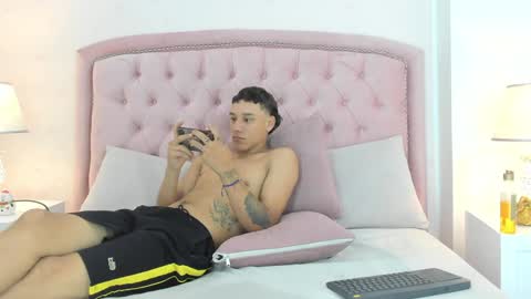 Buda y Cataleya online show from 01-11-25, 11:13