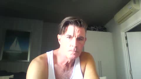 Snapshot of buddiup2 chatting on 12-23-24, 05:39 buddiup2 online show from 12-23-24, 05:39