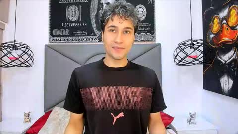 Snapshot of buddy_whitte chatting on 12-18-25, 12:22 Buddy Whitte online show from 12-18-25, 12:22