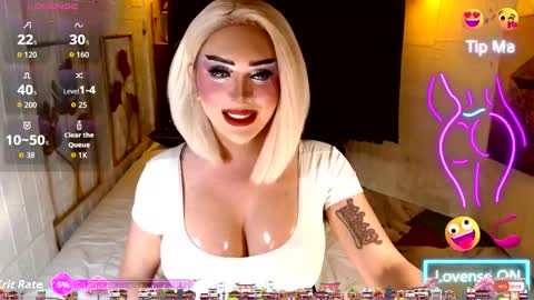 Snapshot of buena_fortuna chatting on 01-08-26, 12:18 Lucienne online show from 01-08-26, 12:18