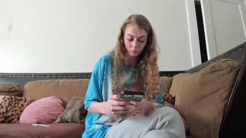 Buffy online show from 12-20-24, 09:17