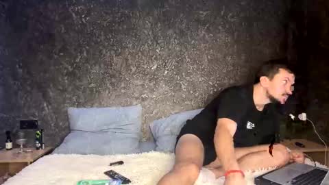 bugs_and_bunny13 online show from 10-22-25, 03:01