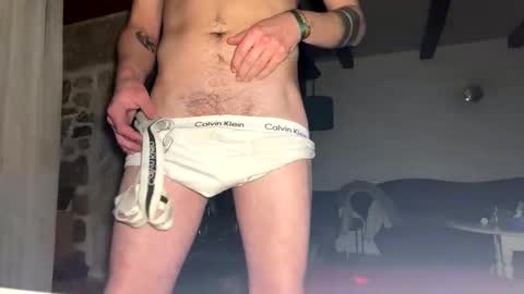 Snapshot of buildernorth93 chatting on 01-08-26, 10:34 buildernorth93 online show from 01-08-26, 10:34