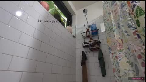 Snapshot of bukkakebae chatting on 02-14-25, 12:09 bukkakebae online show from 02-14-25, 12:09