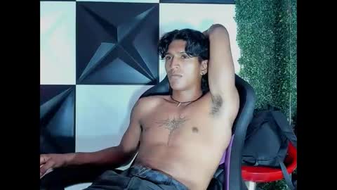 Snapshot of bull_cam chatting on 09-30-25, 08:25 bull_cam online show from 09-30-25, 08:25