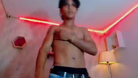 Snapshot of bull_cam chatting on 10-18-25, 06:30 bull_cam online show from 10-18-25, 06:30