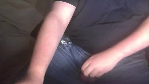 Snapshot of bullen2004 chatting on 09-21-25, 09:16 bullen2004 online show from 09-21-25, 09:16