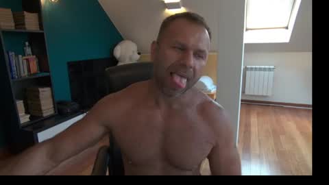 Snapshot of bungabunga2026 chatting on 05-15-26, 04:03 bungabunga2026 online show from 05-15-26, 04:03