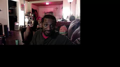 Snapshot of bungalowentertainment chatting on 11-26-25, 10:38 Bungalow Entertainment online show from 11-26-25, 10:38