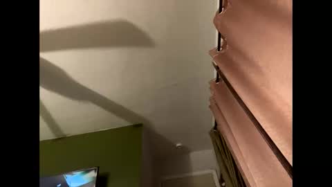 bunnibaby333 online show from 11-05-25, 07:08