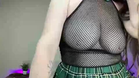 Snapshot of bunnieandthedude chatting on 10-14-25, 04:35 BUNNIE and THE DUDE TheLebowskis online show from 10-14-25, 04:35