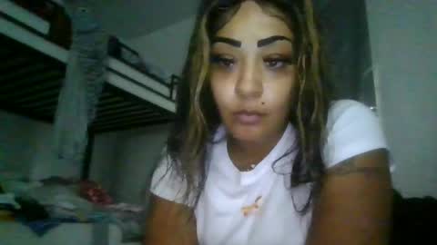 Snapshot of bunniebai chatting on 06-21-26, 10:12 bunniebai online show from 06-21-26, 10:12