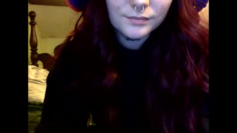 Snapshot of bunnituki chatting on 10-28-25, 04:42 bunnituki online show from 10-28-25, 04:42