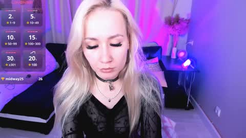 Sasha  online show from 12-10-24, 01:11