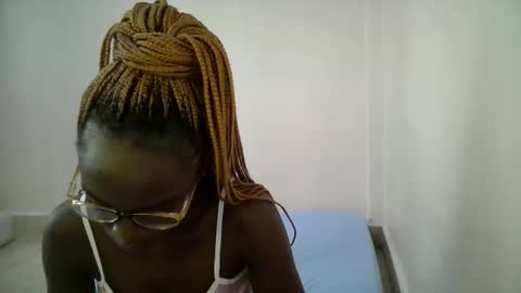 Snapshot of bunny_bliss1 chatting on 05-16-26, 09:06 bunny_bliss1 online show from 05-16-26, 09:06