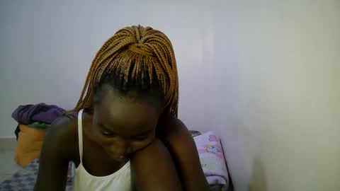 Snapshot of bunny_bliss1 chatting on 05-25-26, 08:59 bunny_bliss1 online show from 05-25-26, 08:59