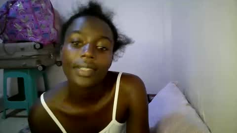 Snapshot of bunny_bliss1 chatting on 05-31-26, 04:03 bunny_bliss1 online show from 05-31-26, 04:03