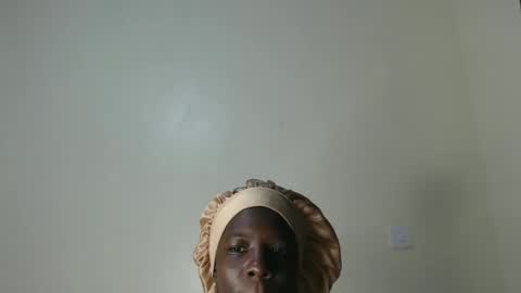 Bunny Bliss online show from 11-01-25, 02:57