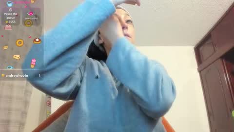 bunny_chloe online show from 01-14-26, 04:51