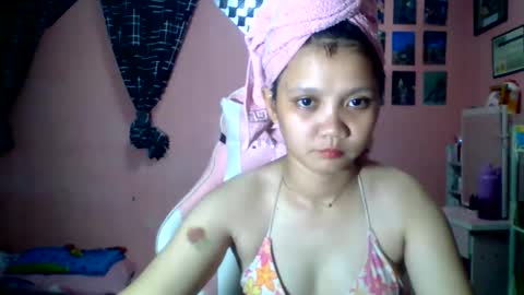 Snapshot of bunny_flower18 chatting on 05-31-26, 11:06 bunny_flower18 online show from 05-31-26, 11:06