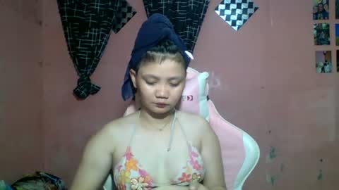Snapshot of bunny_flower18 chatting on 06-16-26, 06:38 bunny_flower18 online show from 06-16-26, 06:38