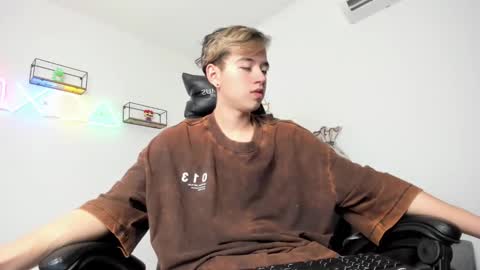 bunny online show from 01-21-25, 12:39