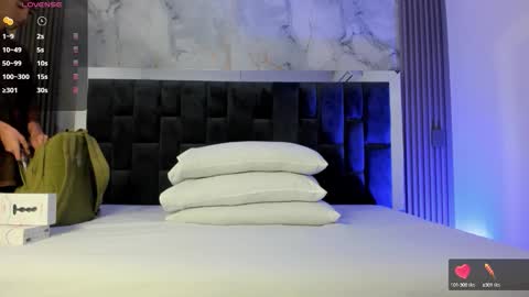 bunny online show from 10-17-25, 12:19