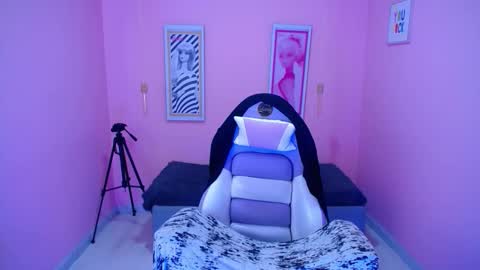 ... .          . ... online show from 11-30-25, 01:15