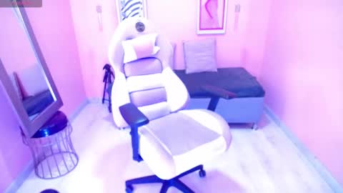 ... .          . ... online show from 12-05-25, 02:58