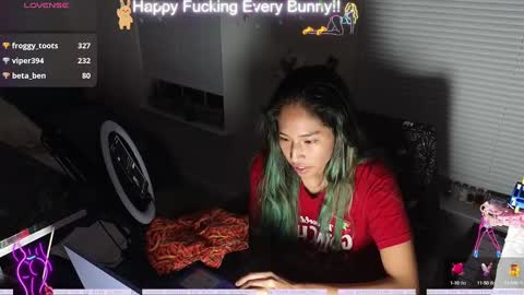 Tokki  bunny  online show from 12-01-24, 11:14