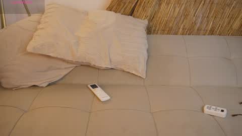 Snapshot of bunnycute_shy chatting on 06-05-26, 12:55 30 Off online show from 06-05-26, 12:55