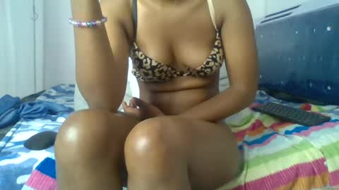 Snapshot of bunnydiva_ chatting on 06-22-26, 03:25 bunnydiva_ online show from 06-22-26, 03:25