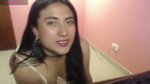 Snapshot of bunnyemilyr0s33 chatting on 01-21-25, 07:39 bunnyEmilyR0s33 online show from 01-21-25, 07:39