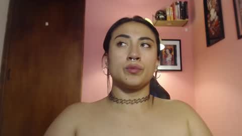 Snapshot of bunnyemilyr0s33 chatting on 02-11-25, 09:25 bunnyEmilyR0s33 online show from 02-11-25, 09:25