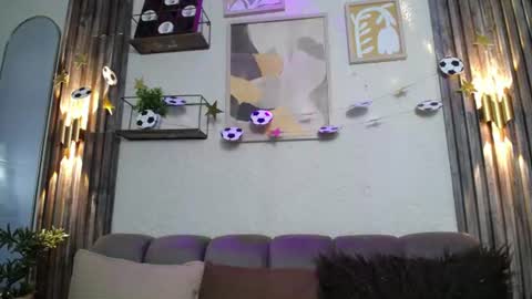 Snapshot of bunnyleahxxx chatting on 06-29-26, 07:14 ANASTASIA online show from 06-29-26, 07:14