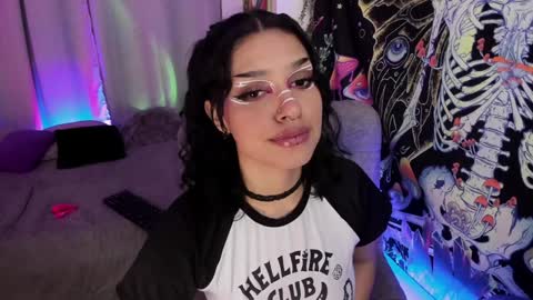   online show from 01-05-25, 02:27