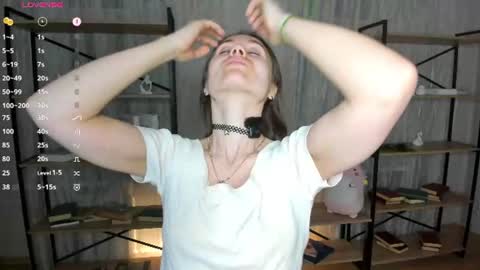 Snapshot of bunnyvice chatting on 06-12-26, 07:57 Lizy online show from 06-12-26, 07:57