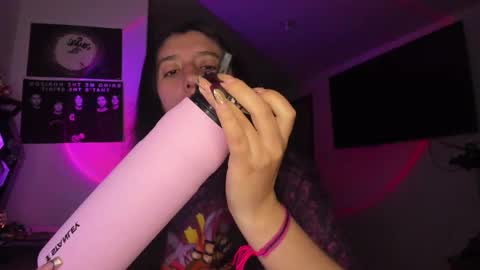 Snapshot of bunnyy09 chatting on 01-17-26, 05:34 Jess online show from 01-17-26, 05:34